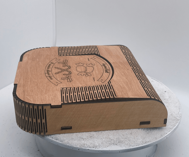 Boîte à chocolats en bois