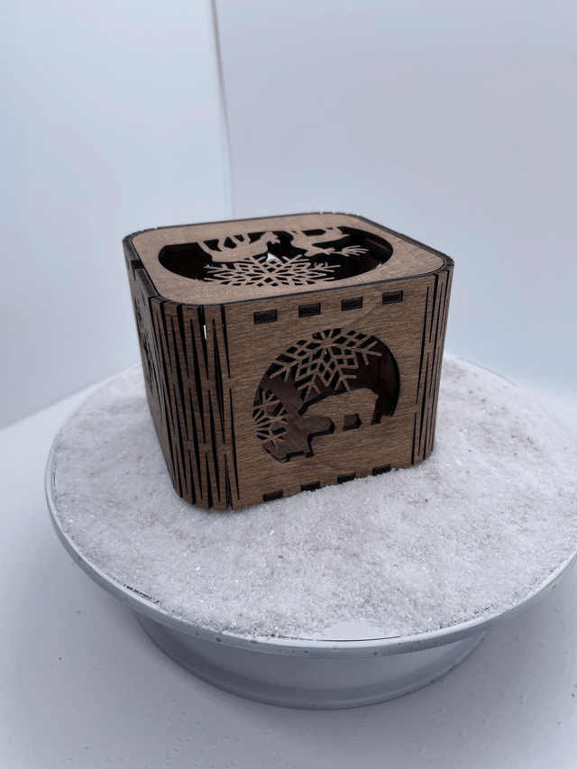 Boîte en bois Cadeau Renne pour Noël.