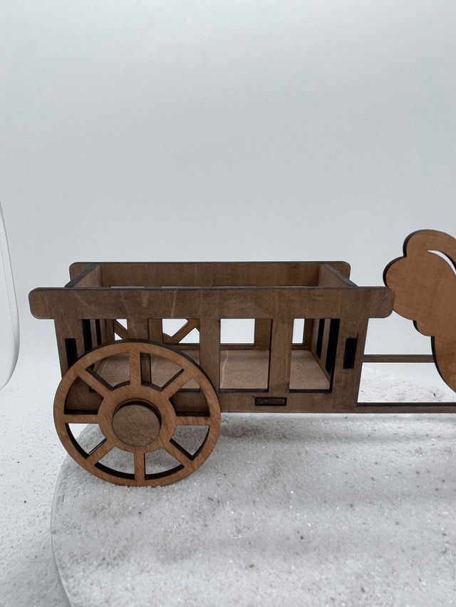 Chariot Pâques pour friandises modèle poule