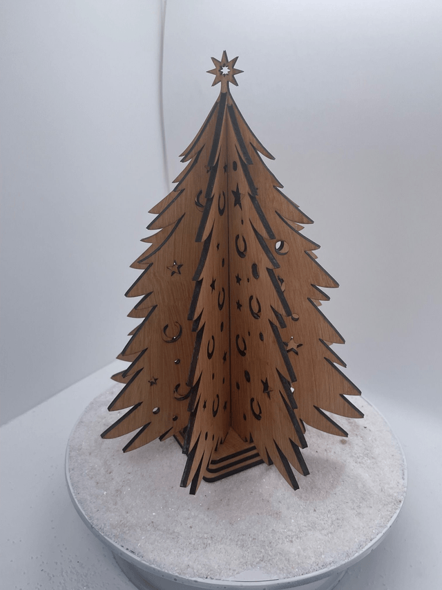 Petit Sapin de Noël en bois étoilé